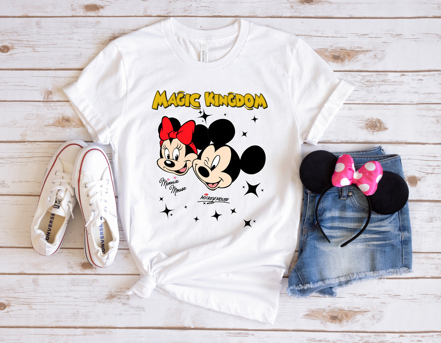 Passendes Familien-T-Shirt mit Mickey- und Minnie-Mouse-T-Shirt „Magic Kingdom Trip“.