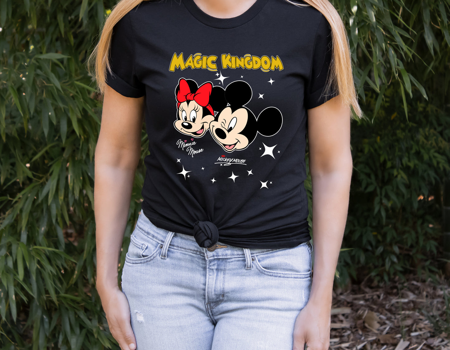 Passendes Familien-T-Shirt mit Mickey- und Minnie-Mouse-T-Shirt „Magic Kingdom Trip“.