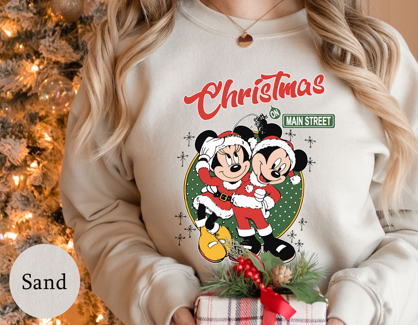 Christmas On Main Street Mickey & Minnie Cute Sweatshirt